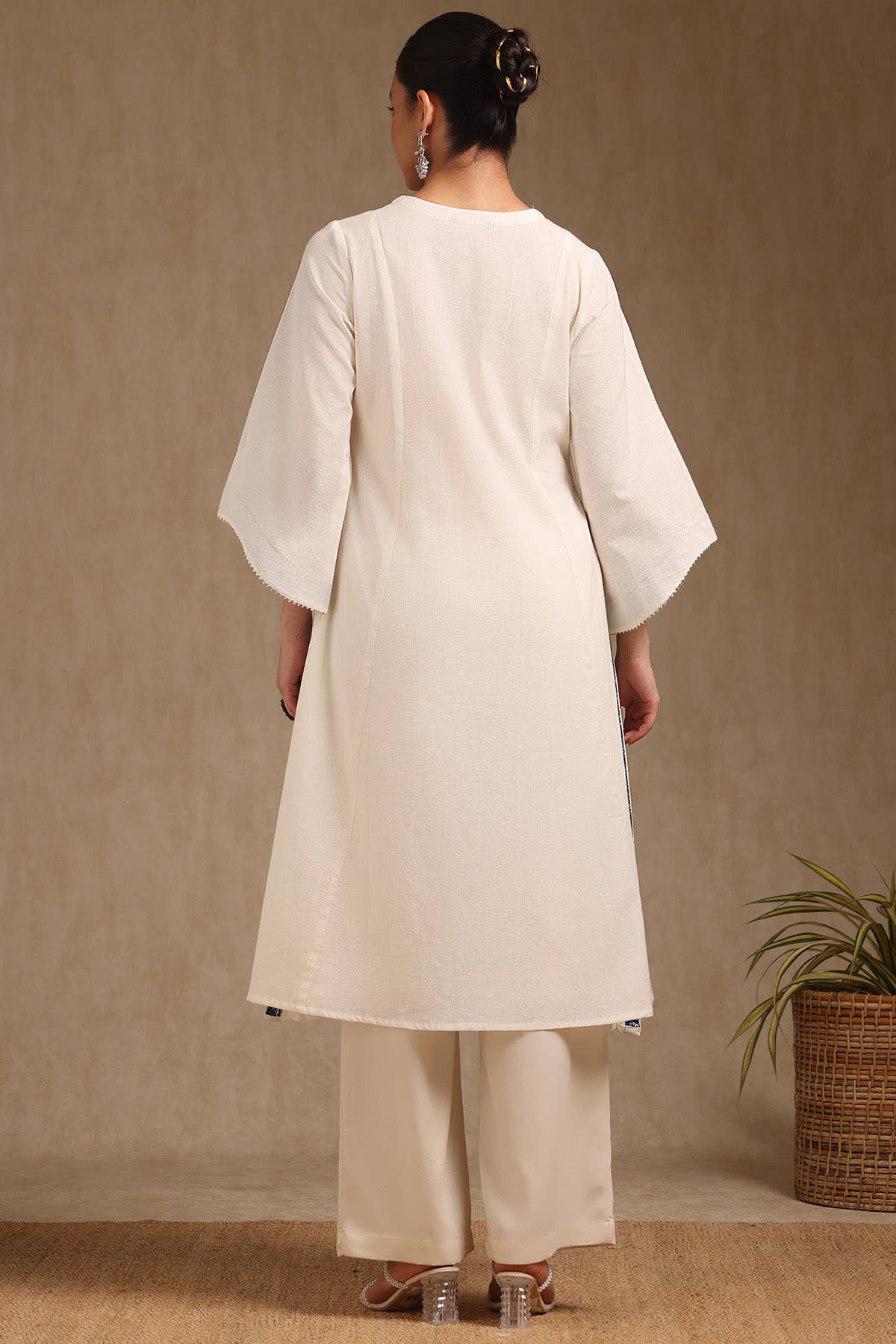 Off White Cotton Contrast Printed V-Neck A-Line Kurta - View 2